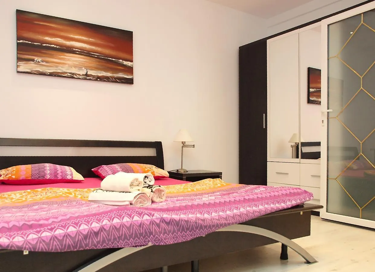 Academy Deluxe Apartment Bucharest Romania